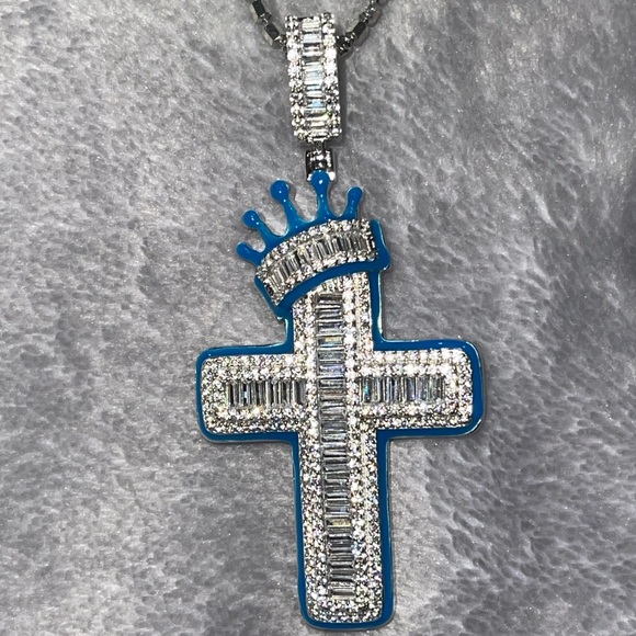 GLOW IN THE DARK Cross pendant for men, white gold vermeil 925, Christmas Gift - Picture 4 of 5